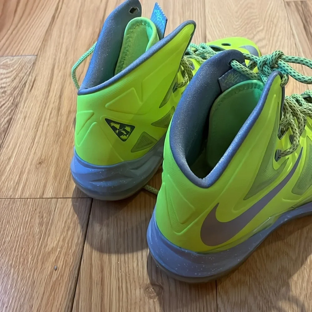 Nike Lebron X VOLT basketball Sneakers yellow gray sz 8.5 - Picture 11 of 16